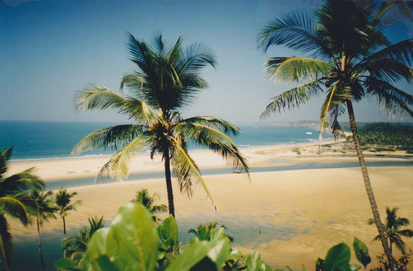 Querim_beach_Goa