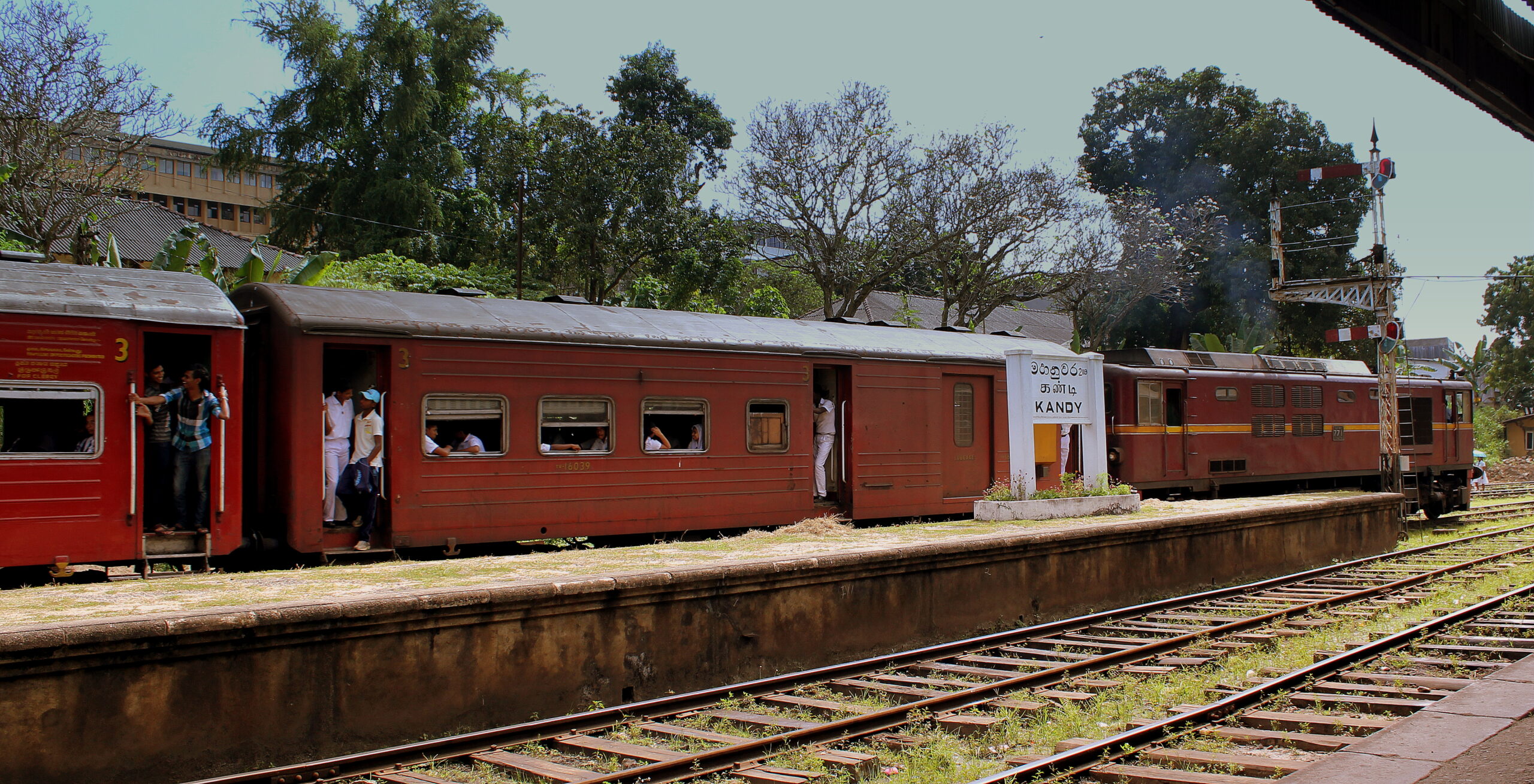 Kandy to Ella train