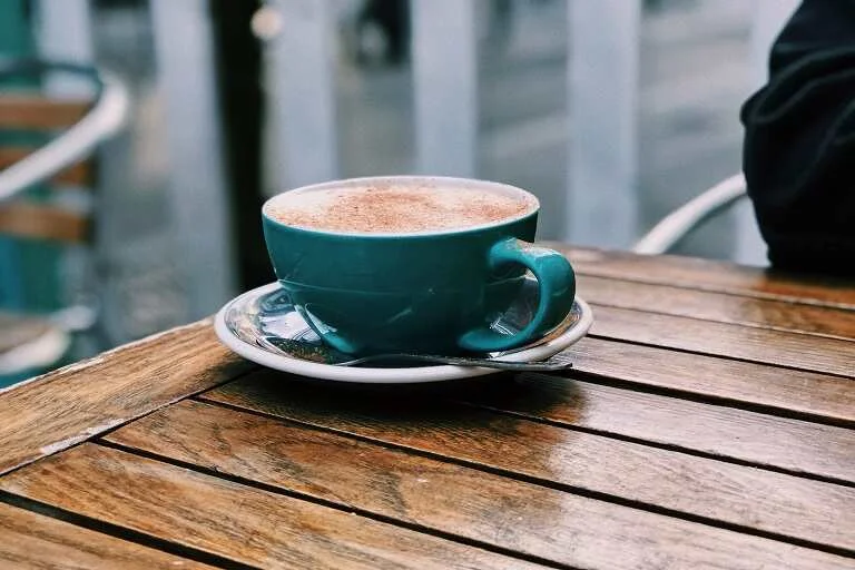 Gur Gur Chai