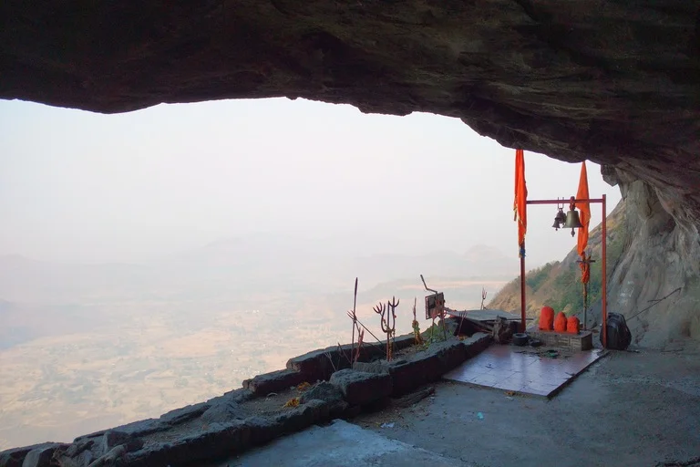 Bahiri-Caves