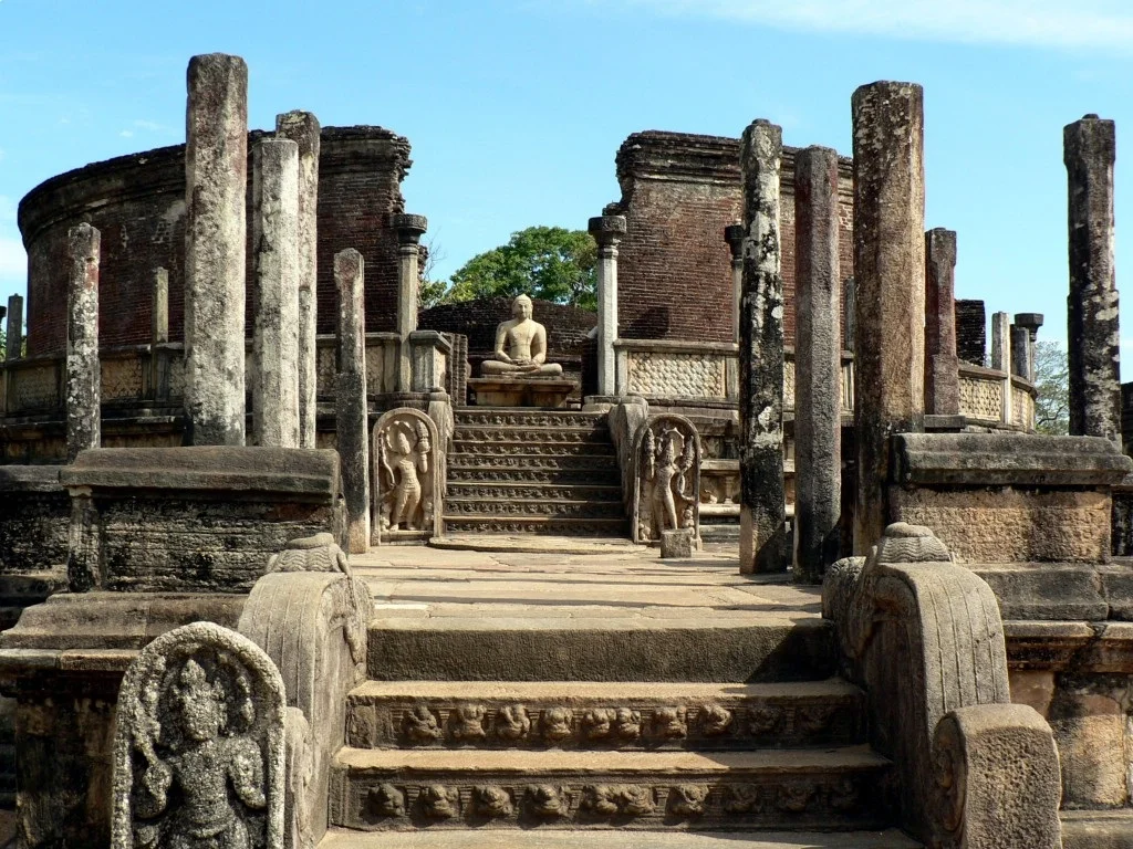 Sri Lanka, the Land of Surprising Beauty