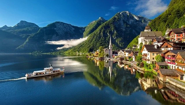 Places-To-Visit-In-April-1