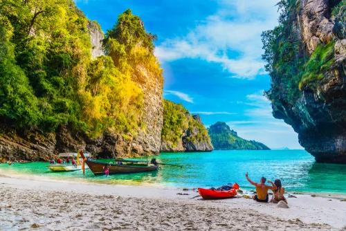 7 Must-Visit Beaches in Andaman for your Dose of Vitamin ‘Sea’