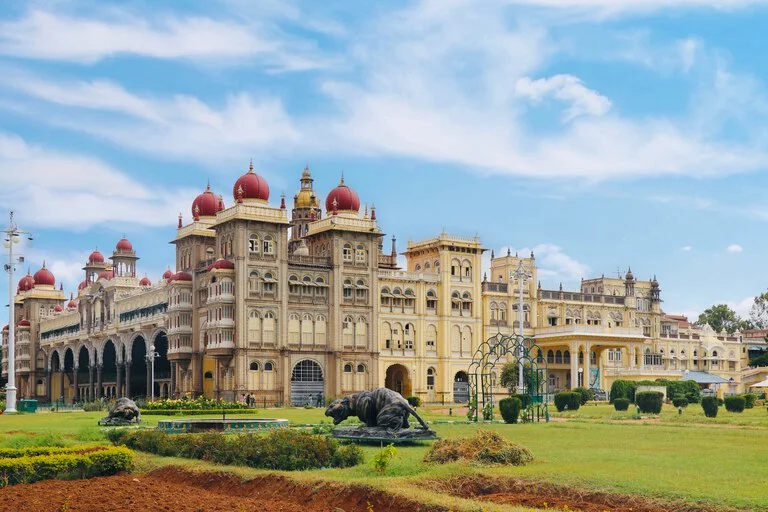 Top 10 Places to Visit in Bangalore