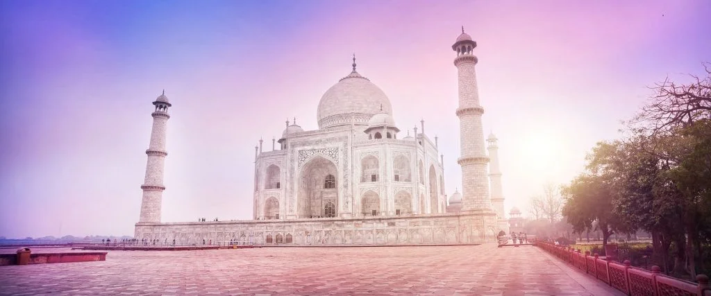 Visit India, Feel the blue