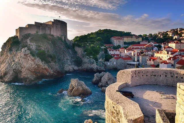 Travel partner be according to Game of Thrones