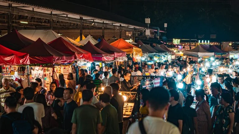 Saphan Phut Night Market